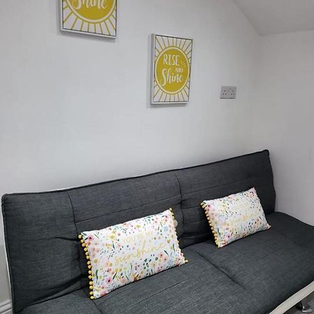 Fancy Basement Flat B Apartman London Kültér fotó