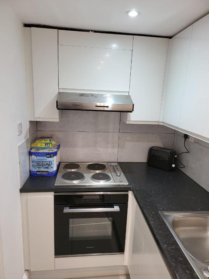 Fancy Basement Flat B Apartman London Kültér fotó