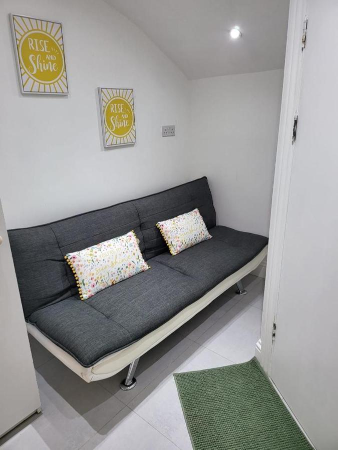 Fancy Basement Flat B Apartman London Kültér fotó